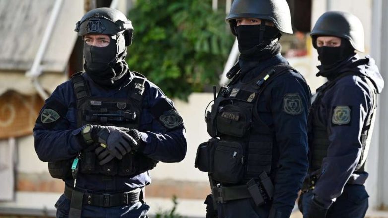Σπείρα διακίνησης ναρκωτικών και όπλων στο στόχαστρο του ελληνικού FBI