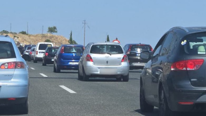 Το μεγάλο μποτιλιάρισμα στην Ε.Ο. Κορίνθου-Αθηνών