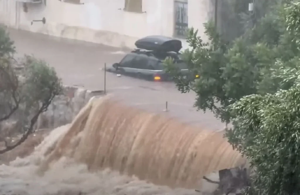 Μάνη: Τοπίο καταστροφής από ξαφνική νεροποντή