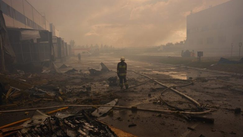 Financial Times: Πόσο κοντά είμαστε σε μια παγκόσμια σύρραξη;